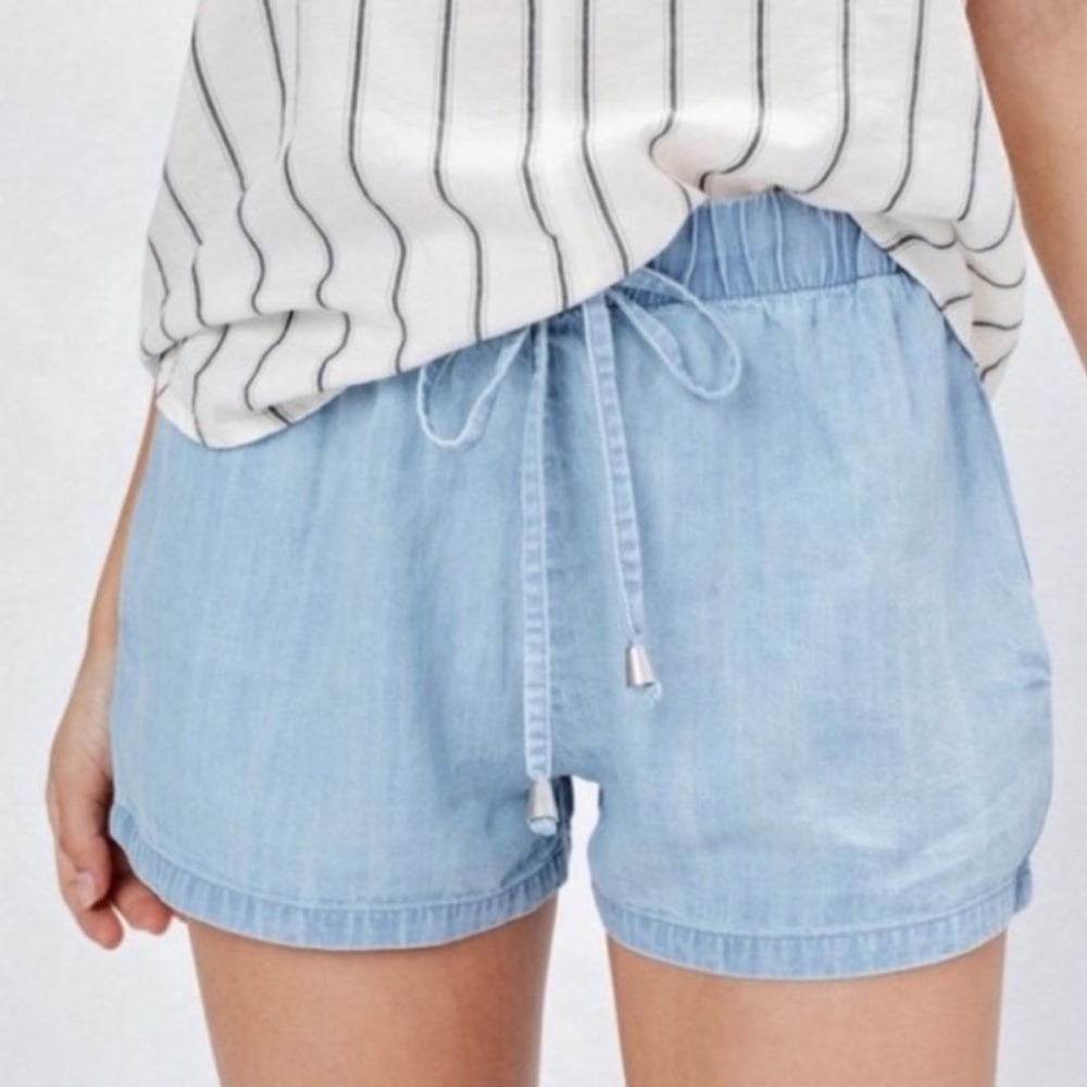 Lovestitch High Rise Chambray Shorts Size Medium